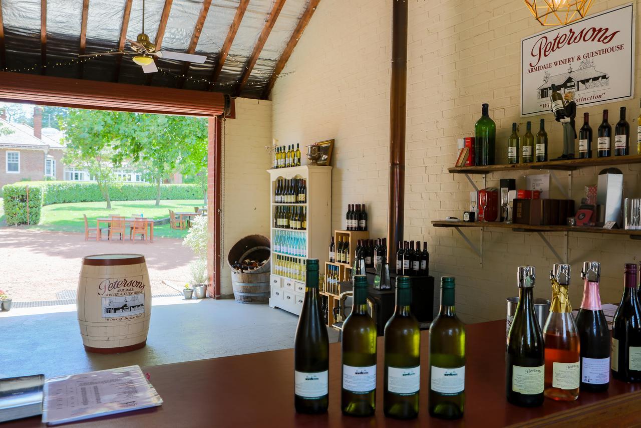 Petersons Armidale Winery And Guesthouse Eksteriør bilde