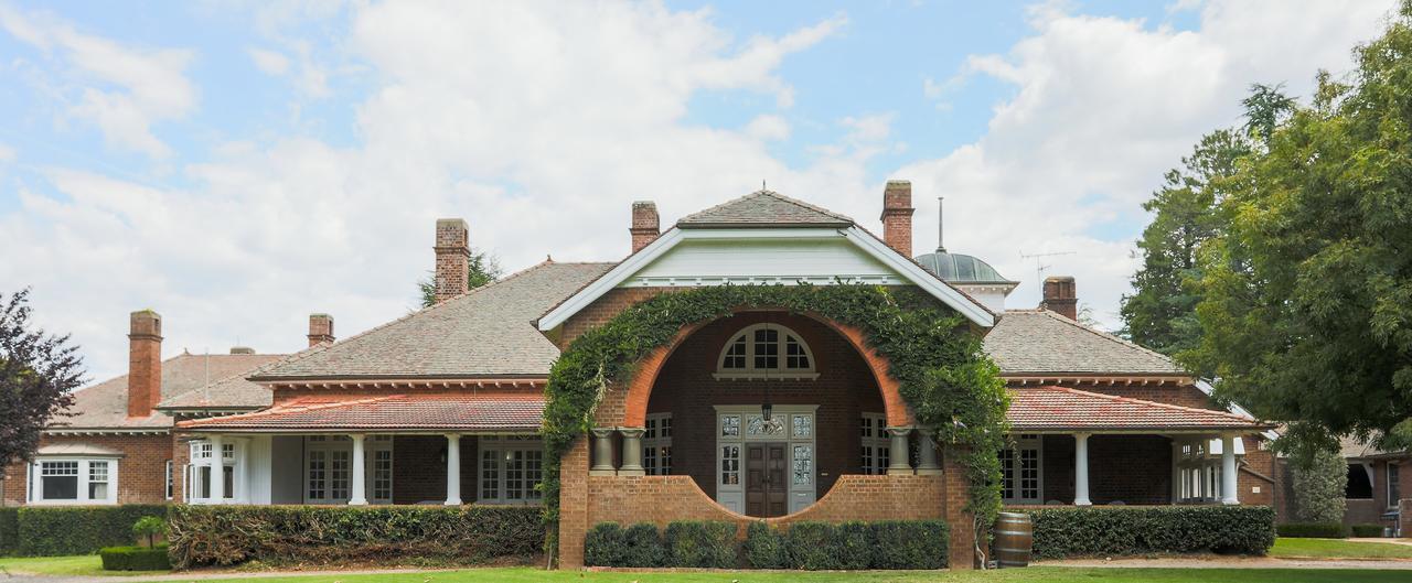 Petersons Armidale Winery And Guesthouse Eksteriør bilde